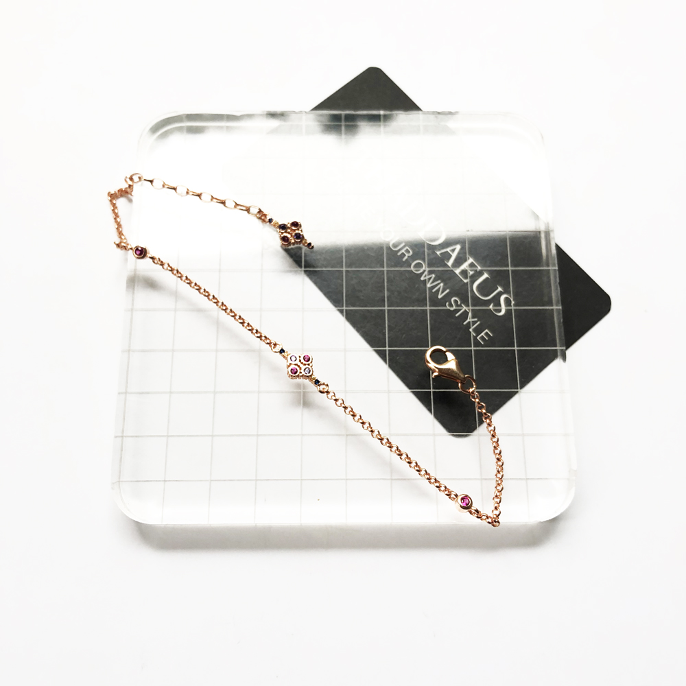 Royalty Rose Gold Plated Brace - Women'S Victorian Accessories recension och pris