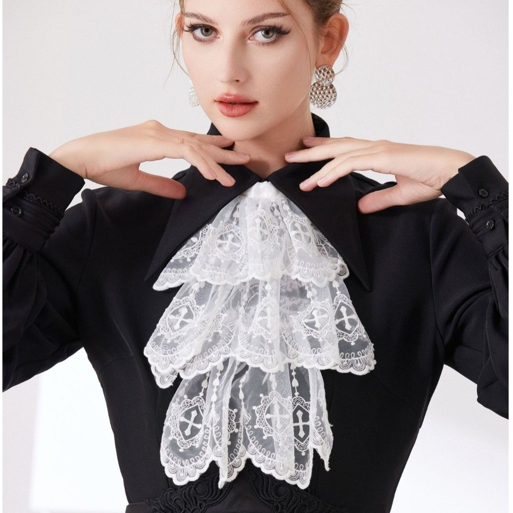 Victorian Style Lace Jabot Col - Women'S Victorian Accessories recension och pris